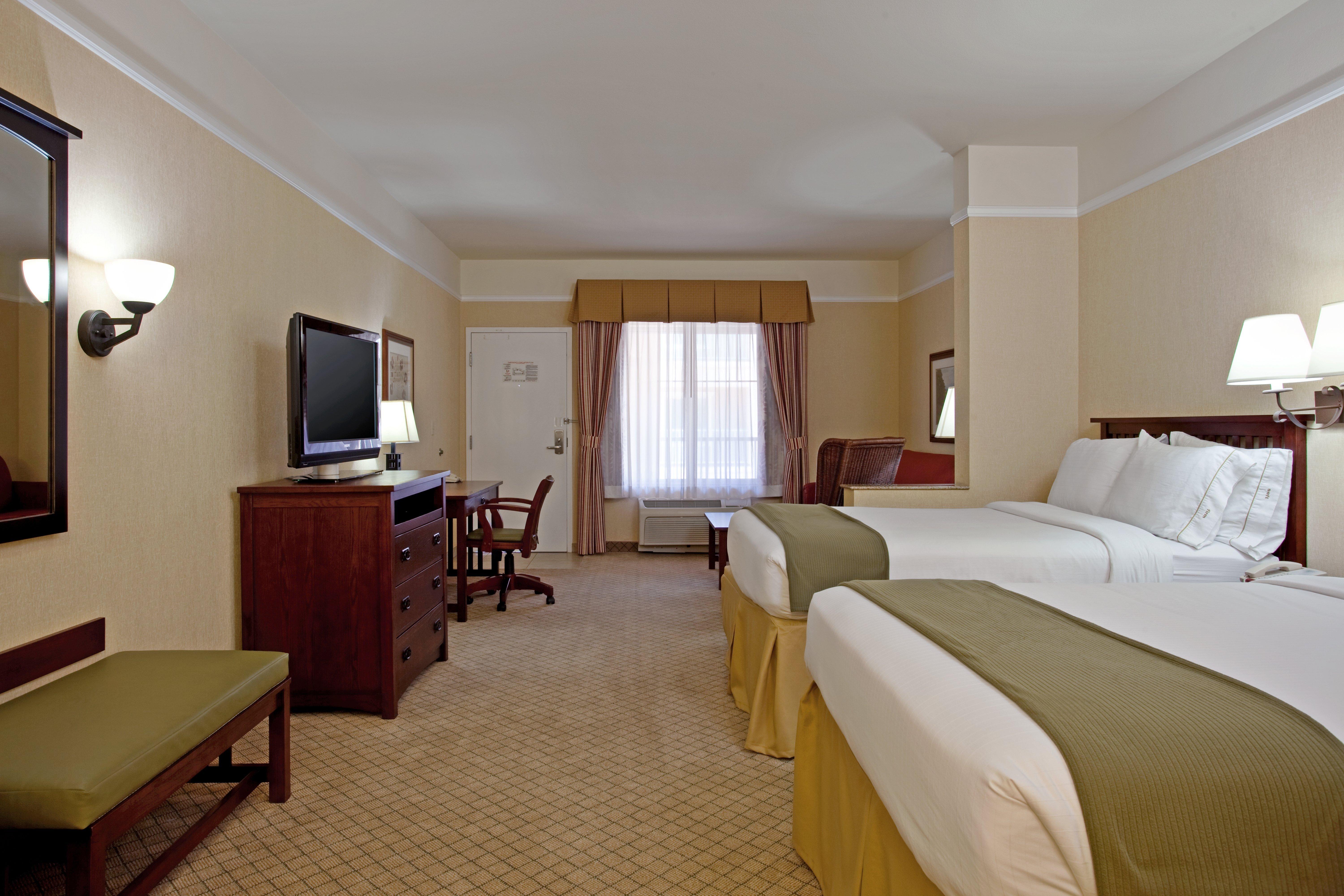 Holiday Inn Express Hotel & Suites San Dimas By Ihg Exterior photo