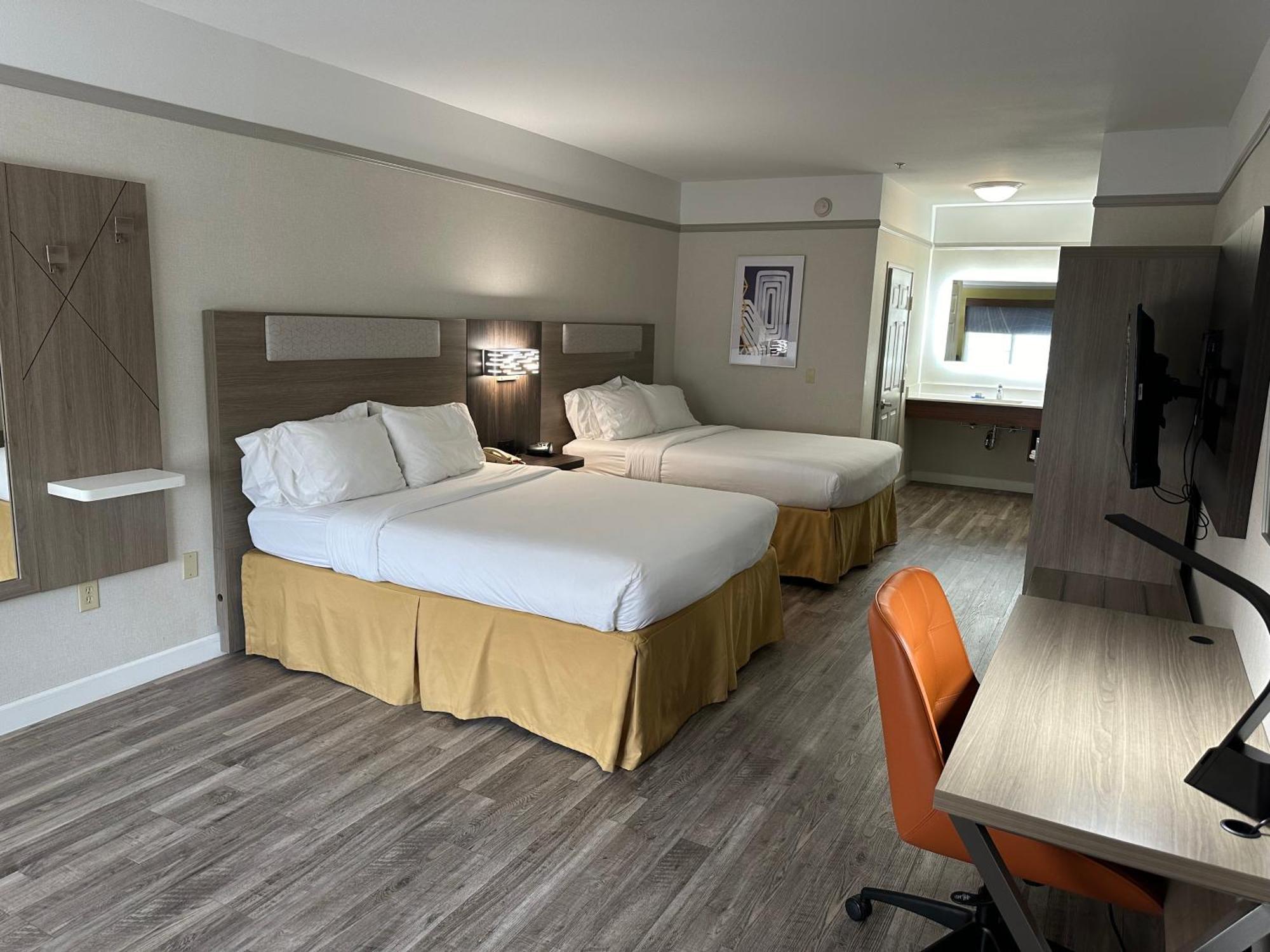 Holiday Inn Express Hotel & Suites San Dimas By Ihg Exterior photo